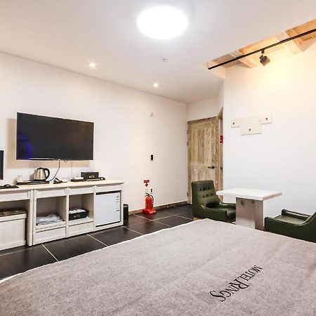 Rings Motel Iksan Εξωτερικό φωτογραφία